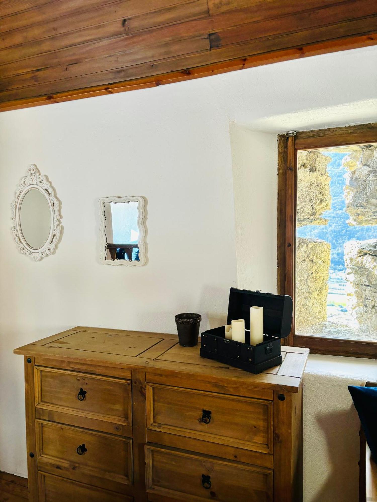 Foppoli Castle, Private 11Th Century Fortress With Panoramic View, Sauna And Hot Tub Overlooking The Valtellina Mazzo di Valtellina Екстериор снимка